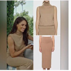 New Bleusalt SET  Turtleneck and Tube Midi Skirt Camel Brown Nude Sz 0 (XS)